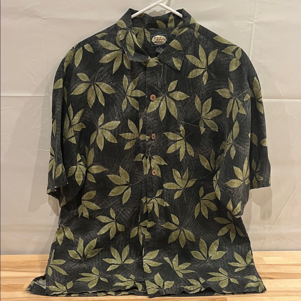 Tommy Bahama Green Leaf Pattern Shirt